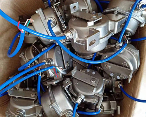 不銹鋼帶燈跑偏開關(guān)圖.jpg 不銹鋼帶燈跑偏開關(guān)圖.jpg