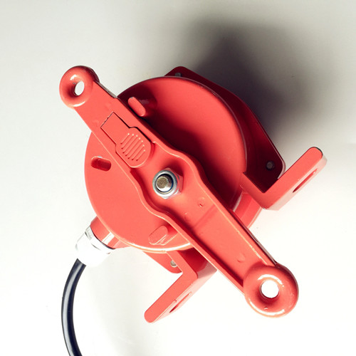 拉繩開關(guān).jpg 拉繩開關(guān).jpg