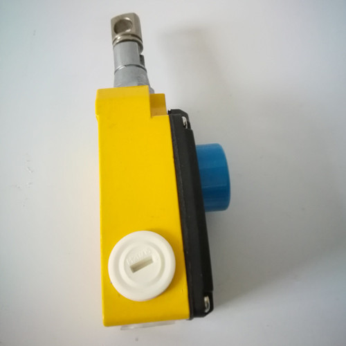 拉線開關(guān).jpg 拉線開關(guān).jpg