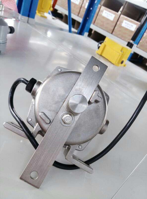 09131444.jpg 09131444.jpg