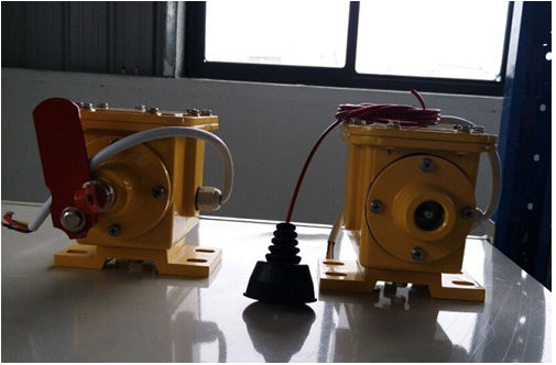 粉塵防爆撕裂開關(guān)KBZL-220 粉塵防爆撕裂開關(guān)KBZL-220